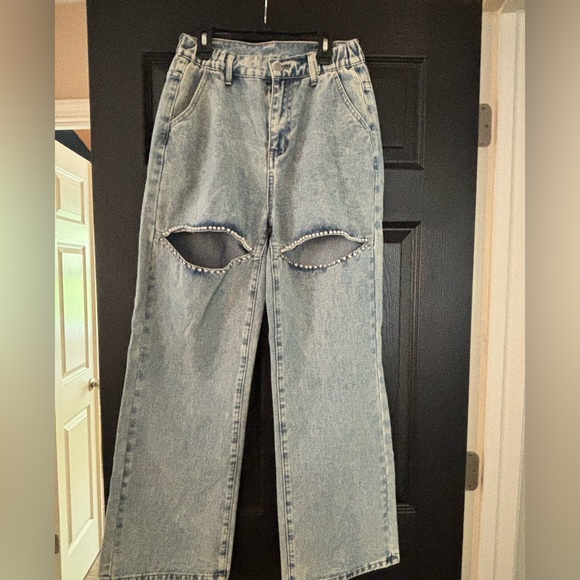 Denim - Light Wash Jeans with Rhinestone Cutouts